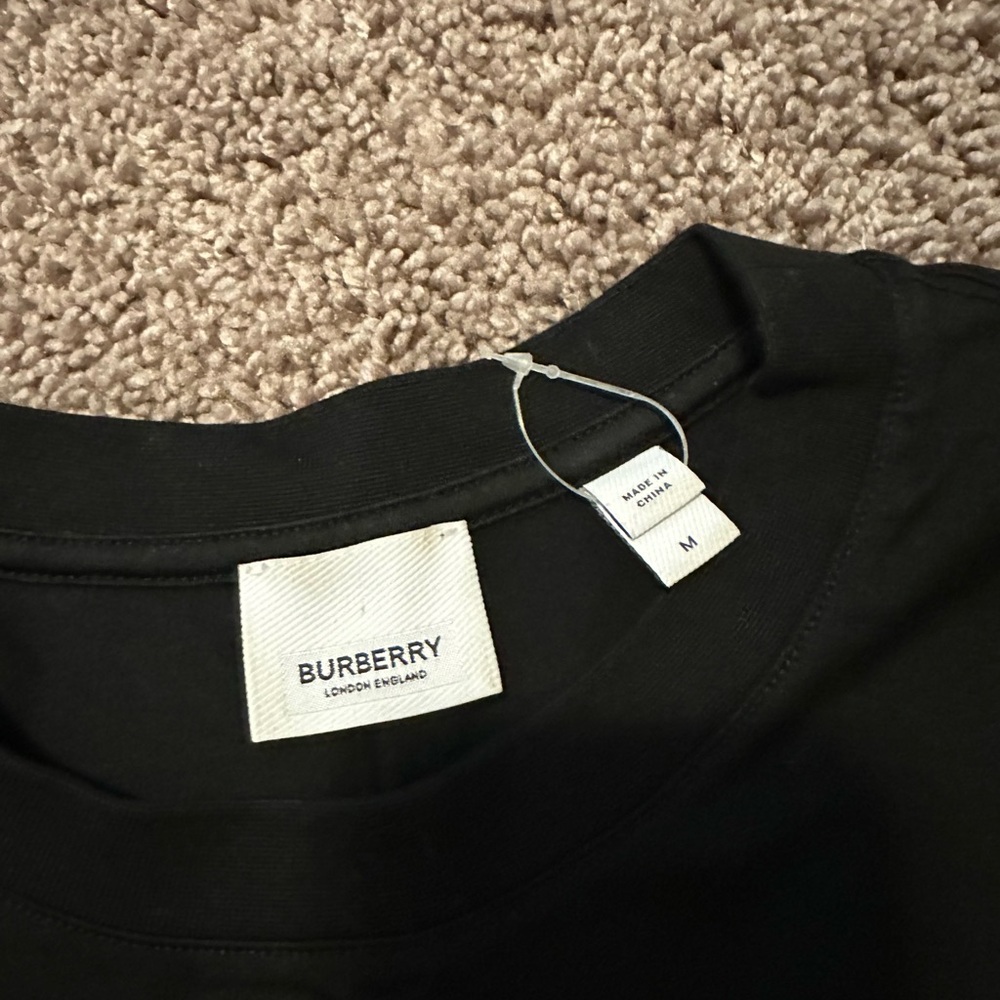 SOLD Burberry Black Tee with Red and Tan Logo - Picture 3 of 4